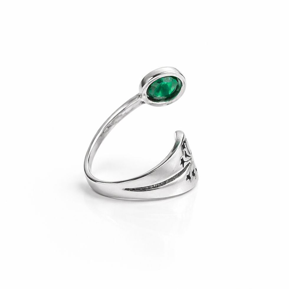 Thumbnail: Emerald Adjustable Ring (4.5 Grams)