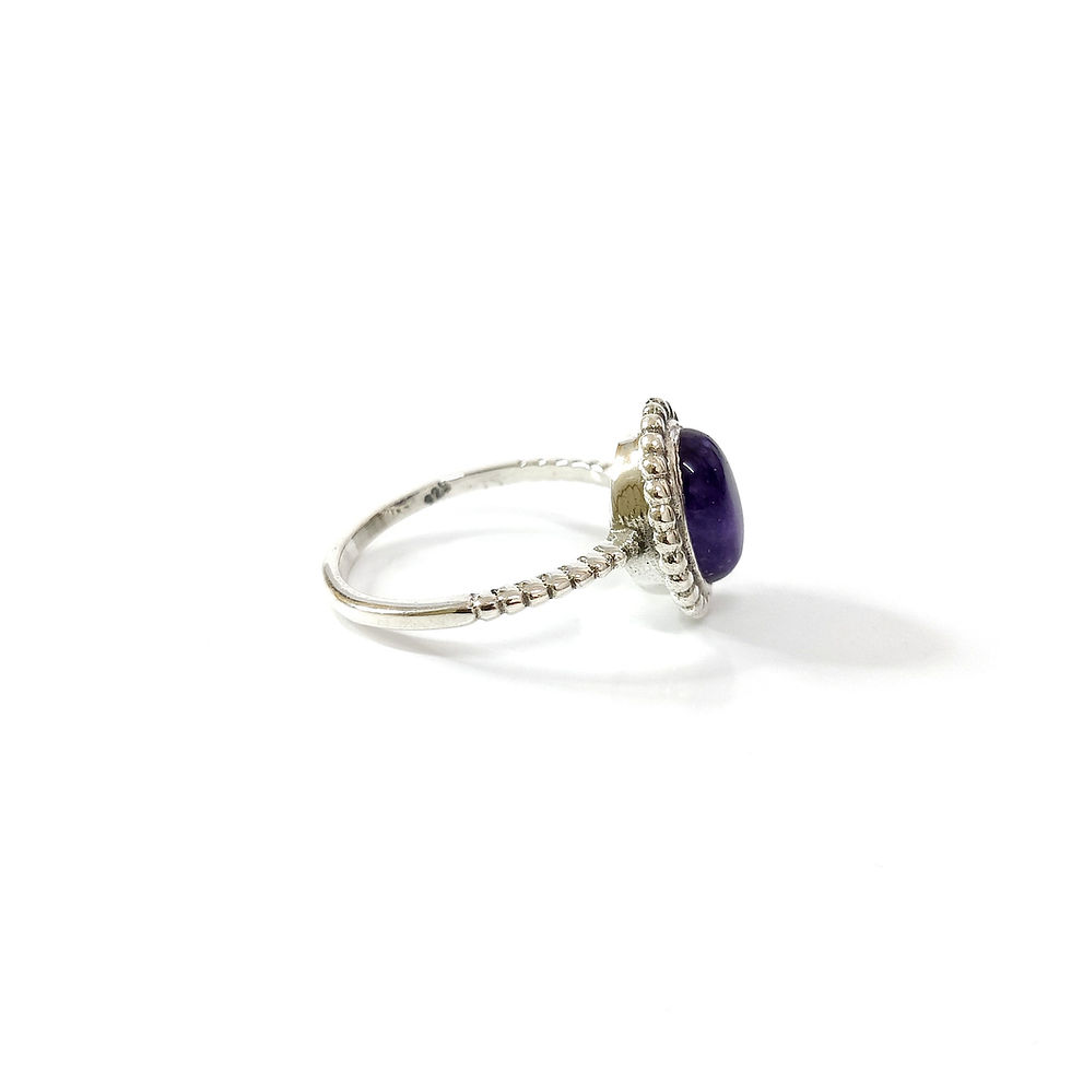 Thumbnail: Amethyst Ring (2.9 Grams)