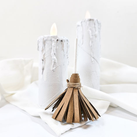DIY Kerzen deko Halloween Harry Potter schwebende Kerzen Upcycling Klopapierrollen