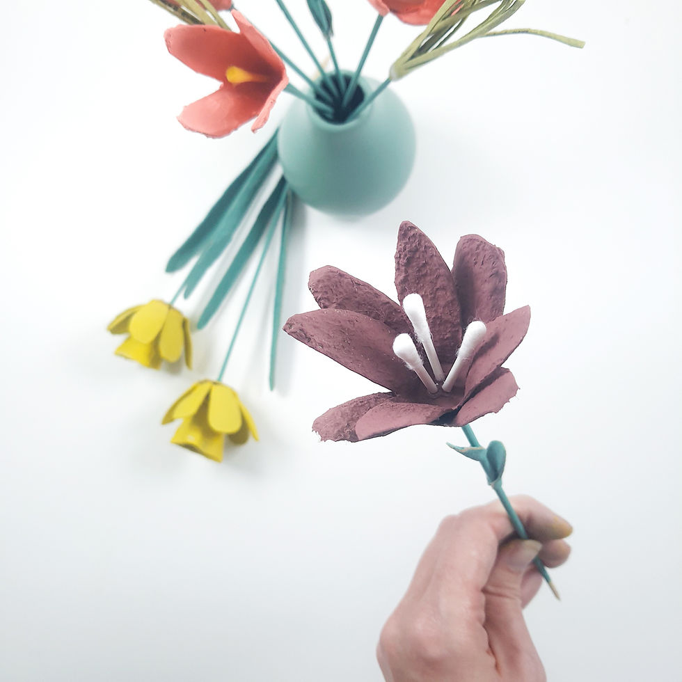DIY Blumendeko Strauß Papierblumen Eierkarton Upcycling