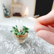 WICHTELTÜR: Der Wichtel bekommt einen Adventskranz