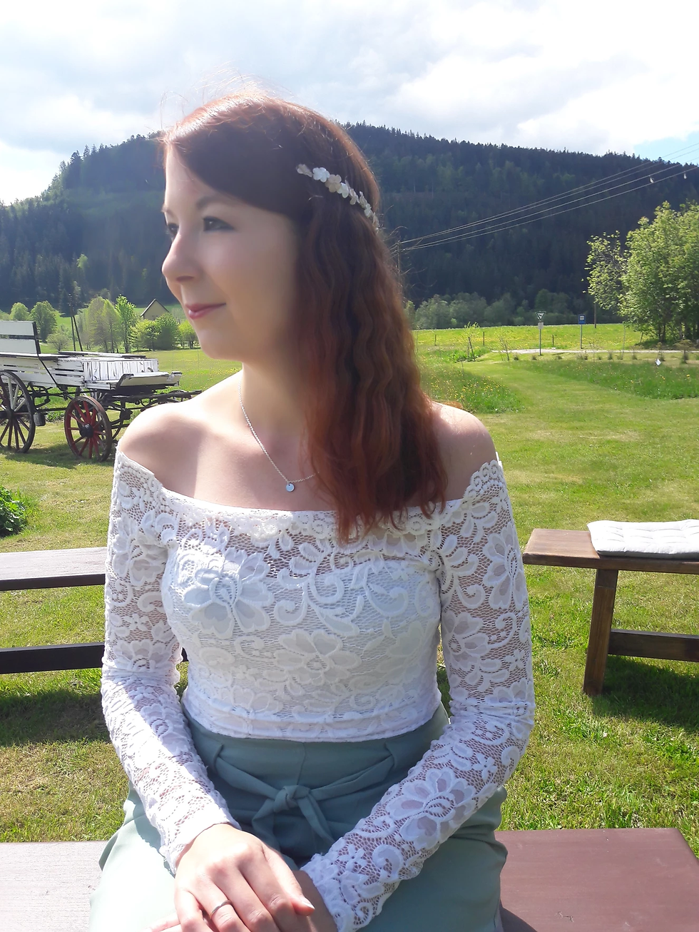 Lisa Vöhringer Haarreif Blumen aus Nagellack
