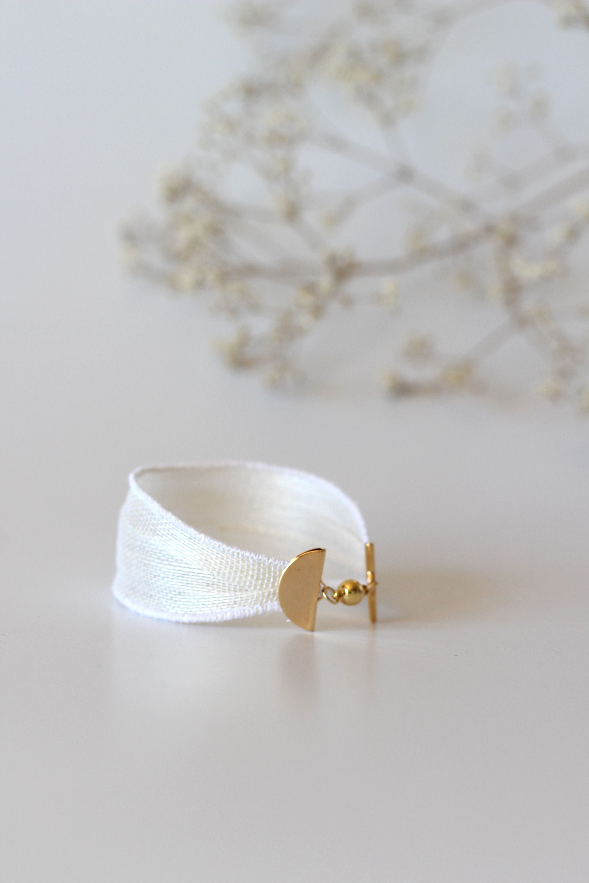 Odette la discrète Blanc