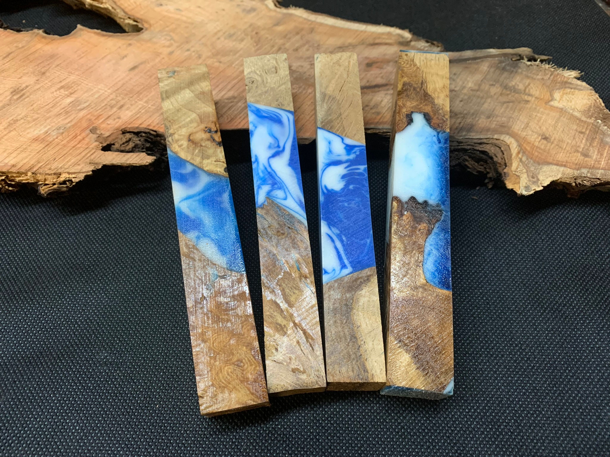 Stabilised Oak Royal Blue and White Pen Blank