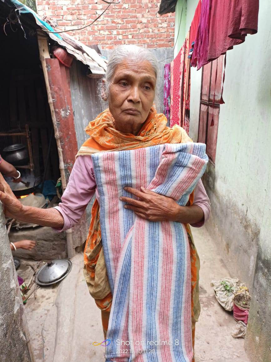 Lotus Ministry Provided A Blanket To A Person In Need