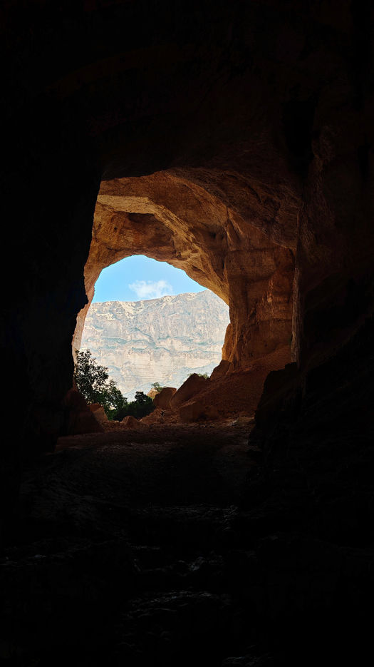 Tahry Cave caving adventure in Oman with tunnels, climbing, and rock formations on a 1-day underground tour.