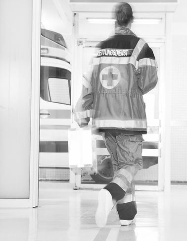 Sanitätshelfer im Einsatz im Krankhaus