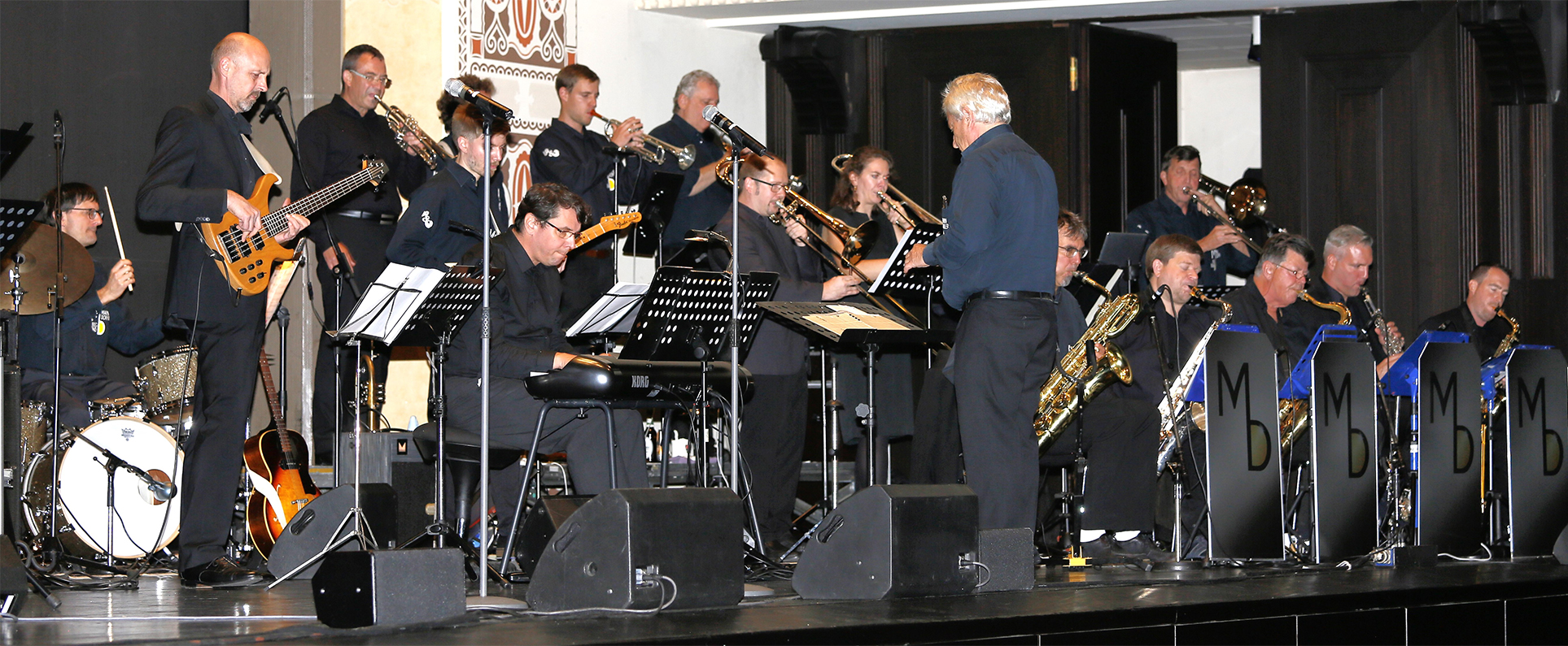 CharityGala_HOME_2023_P8.jpg
