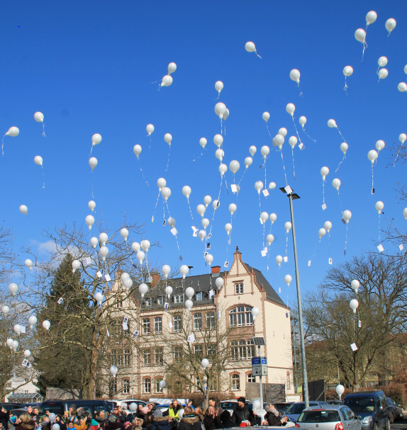 Sophie-Scholl-Luftballons-3.jpg