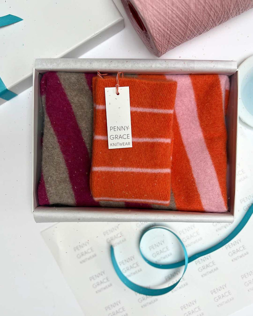 Merino Wool Gift Set - Snood & Wristwarmers in Orange, Mushroom