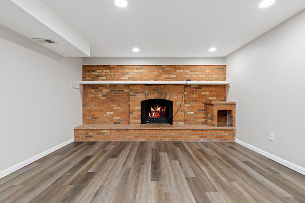 10913-W-67th-Pl-26.jpg