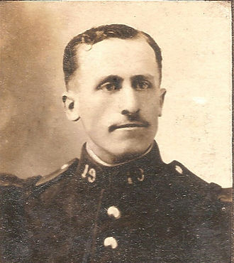 Léostic Yves Marie Plouguin patrimoine histoire guerre 1914 1918 14 18 treouergat lampaul ploudalmezeau saint pabu soldat marin mort France patrick milan finistere mercel madeleine coat meal treglonou