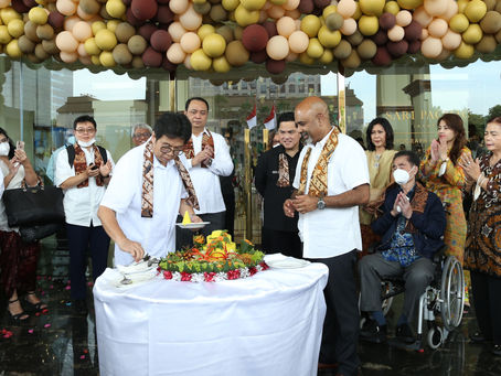 Peresmian Sari Pacific Jakarta, Autograph Collection, Pertama di Jakarta