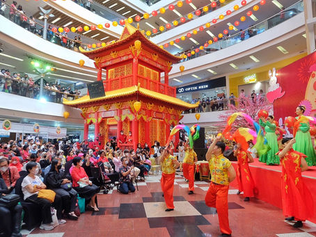 Kemeriahan Acara Cap Go Meh di Mal Ciputra Jakarta