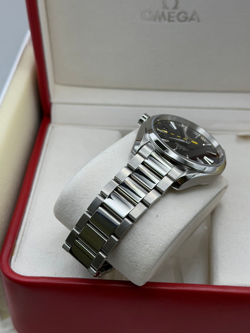 Thumbnail: 2014 Omega Seamaster Aquaterra 41mm bumblebee 