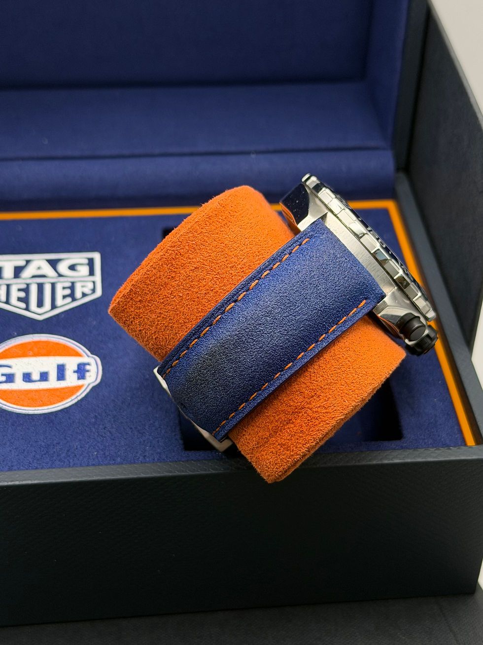 Thumbnail: Tag Heuer F1 Chronograph Gulf edition 