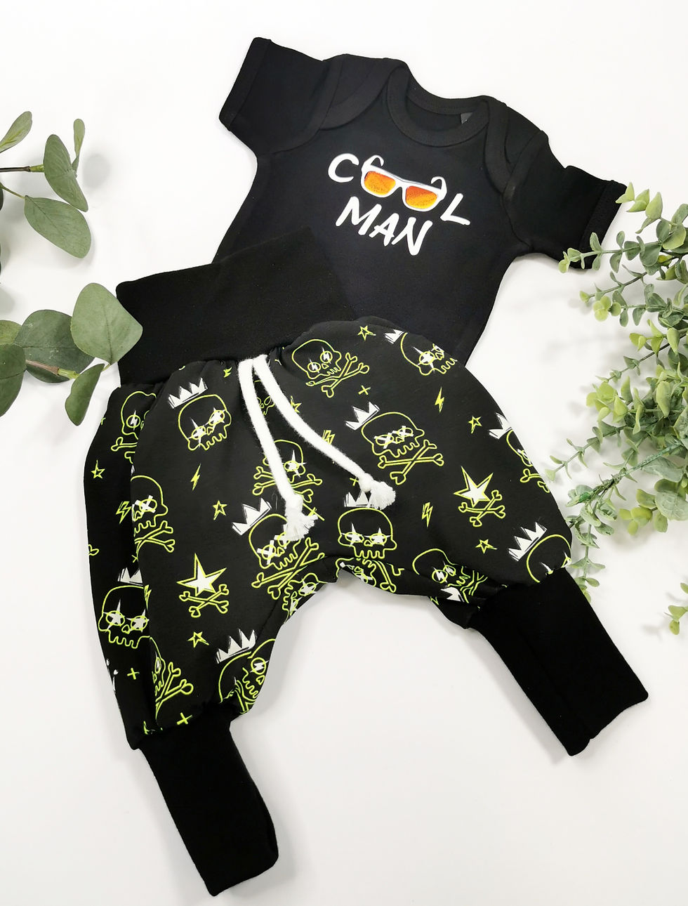 Hose mit Body "cool man"