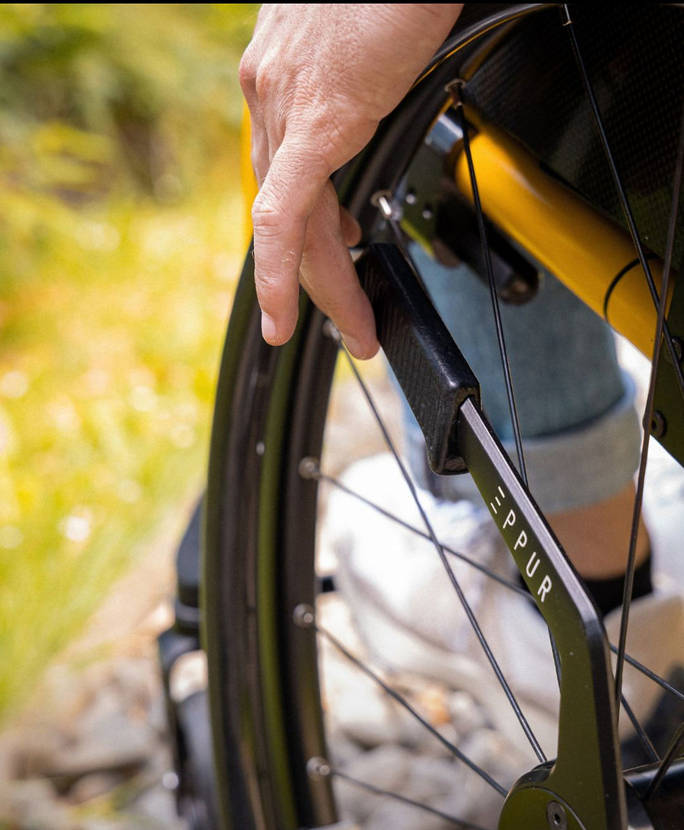 Thumbnail: Eppur Dreeft Manual Wheelchair braking system 