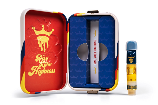 Open Rosin King of Jersey Live Rosin vape cartridge case with “Rise Your Highness” branding, showing cartridge slot and gold-crowned cartridge beside it.