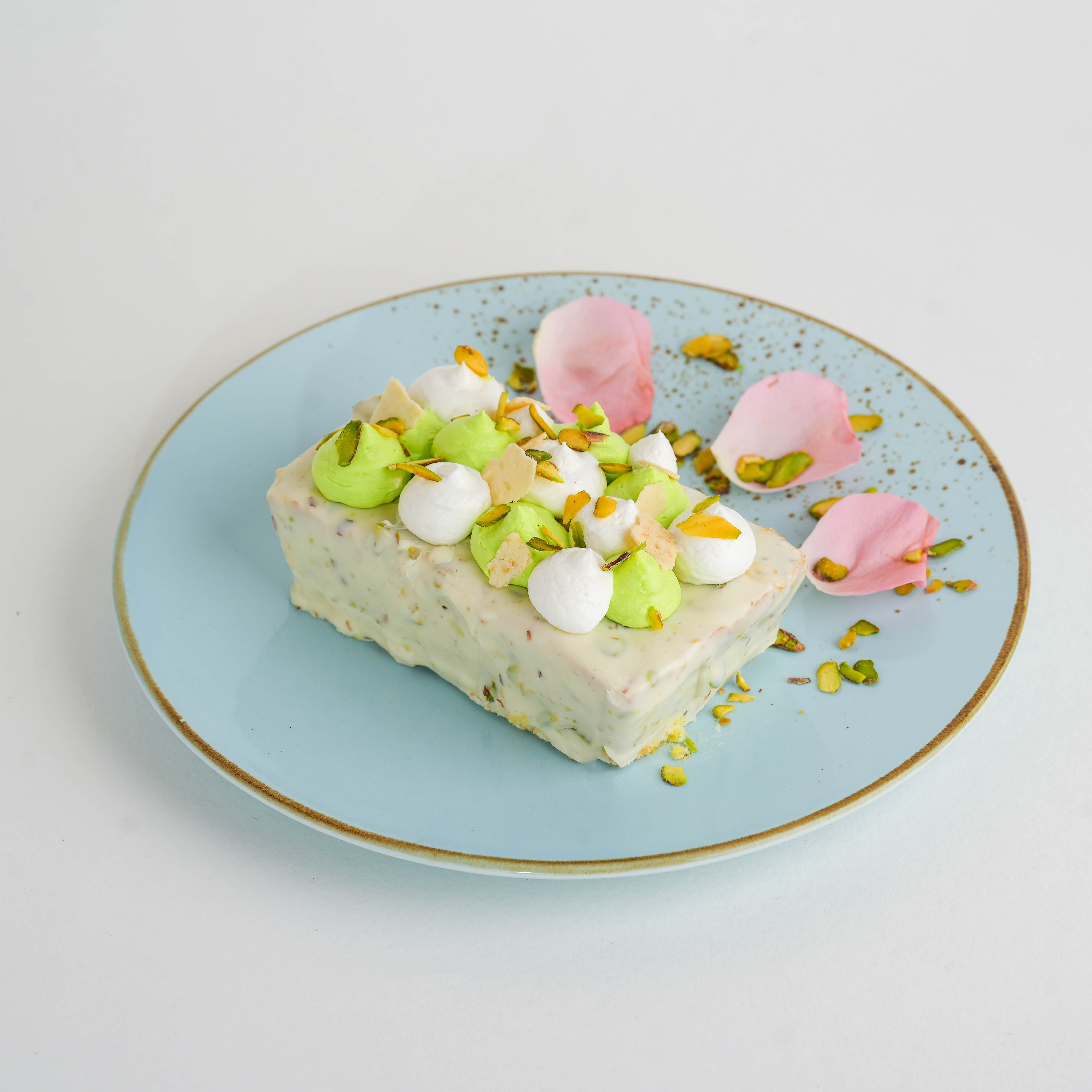 ROSE PISTACHIO