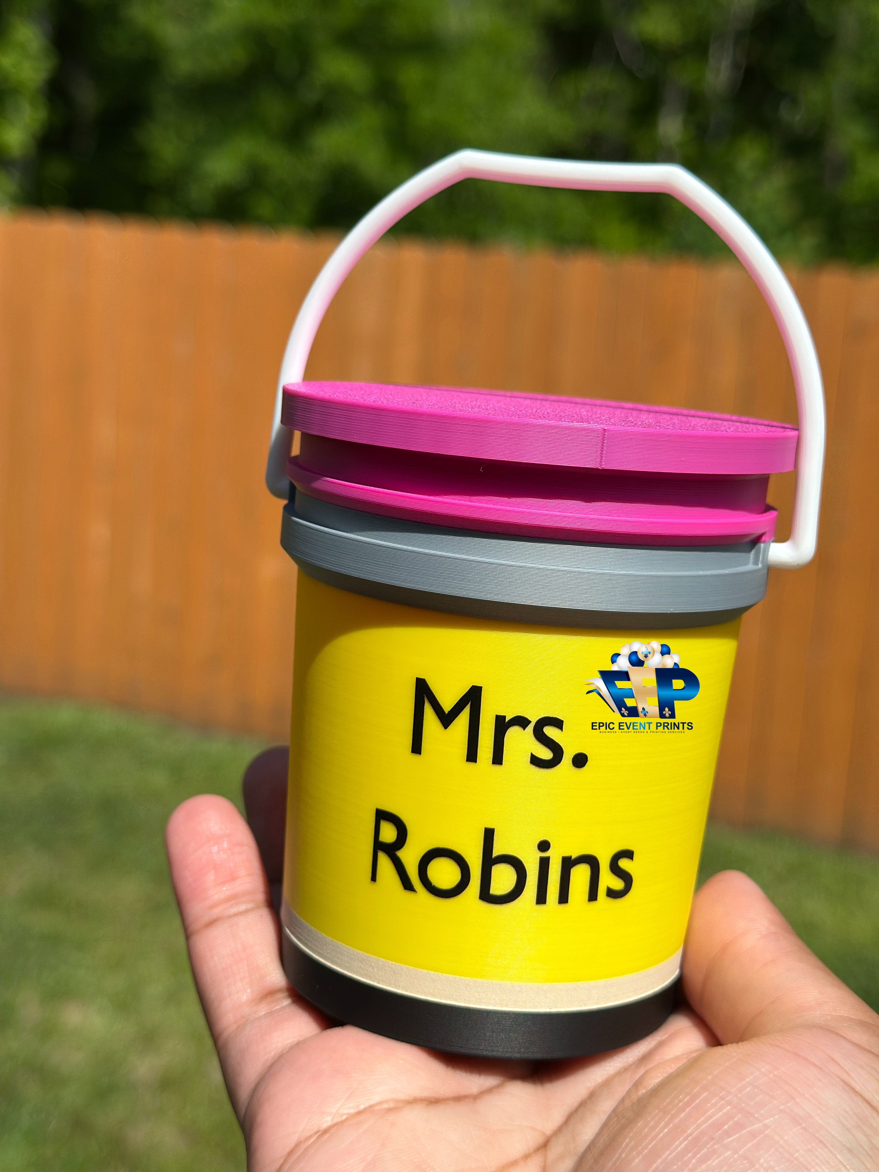 teacher-mini-bucket-gift-teacher-appreciation.png