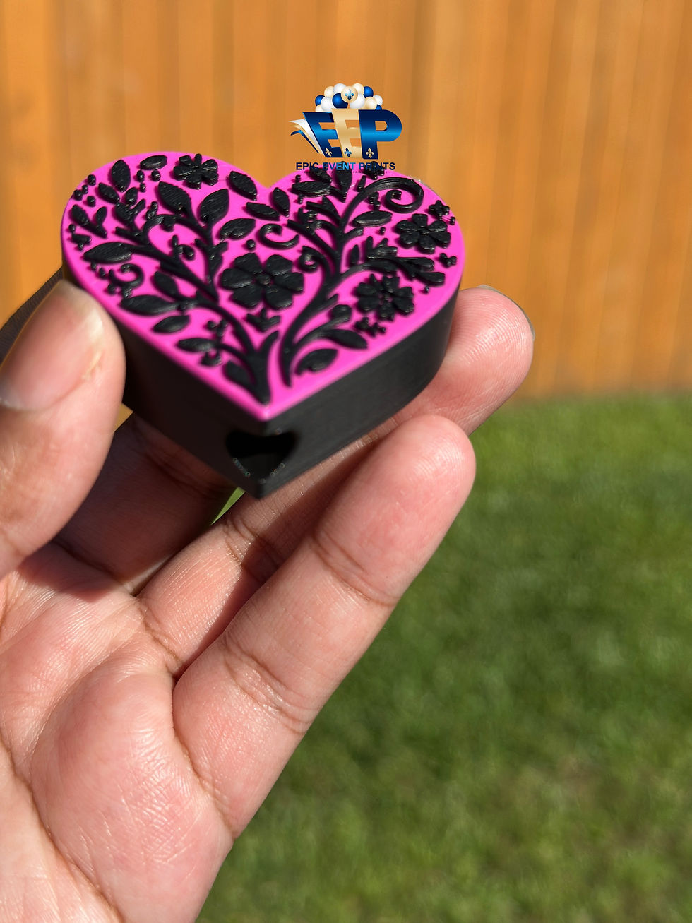 Thumbnail: Heart Motif 3D Printed Desk Accessory