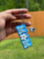 Blue custom 3D Mom keychain with flower accent and layered lettering