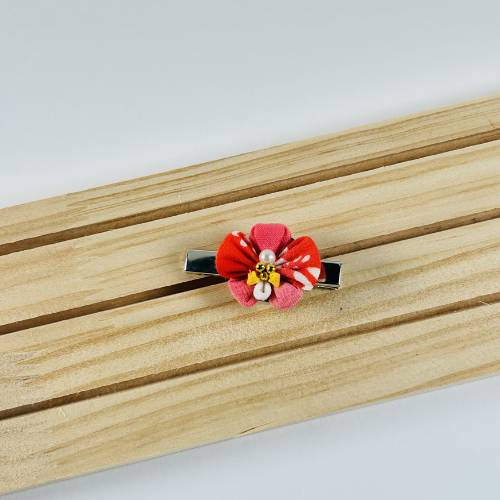 Tsumami Zaiku Chusen Dyeing Orchid Hair Clip