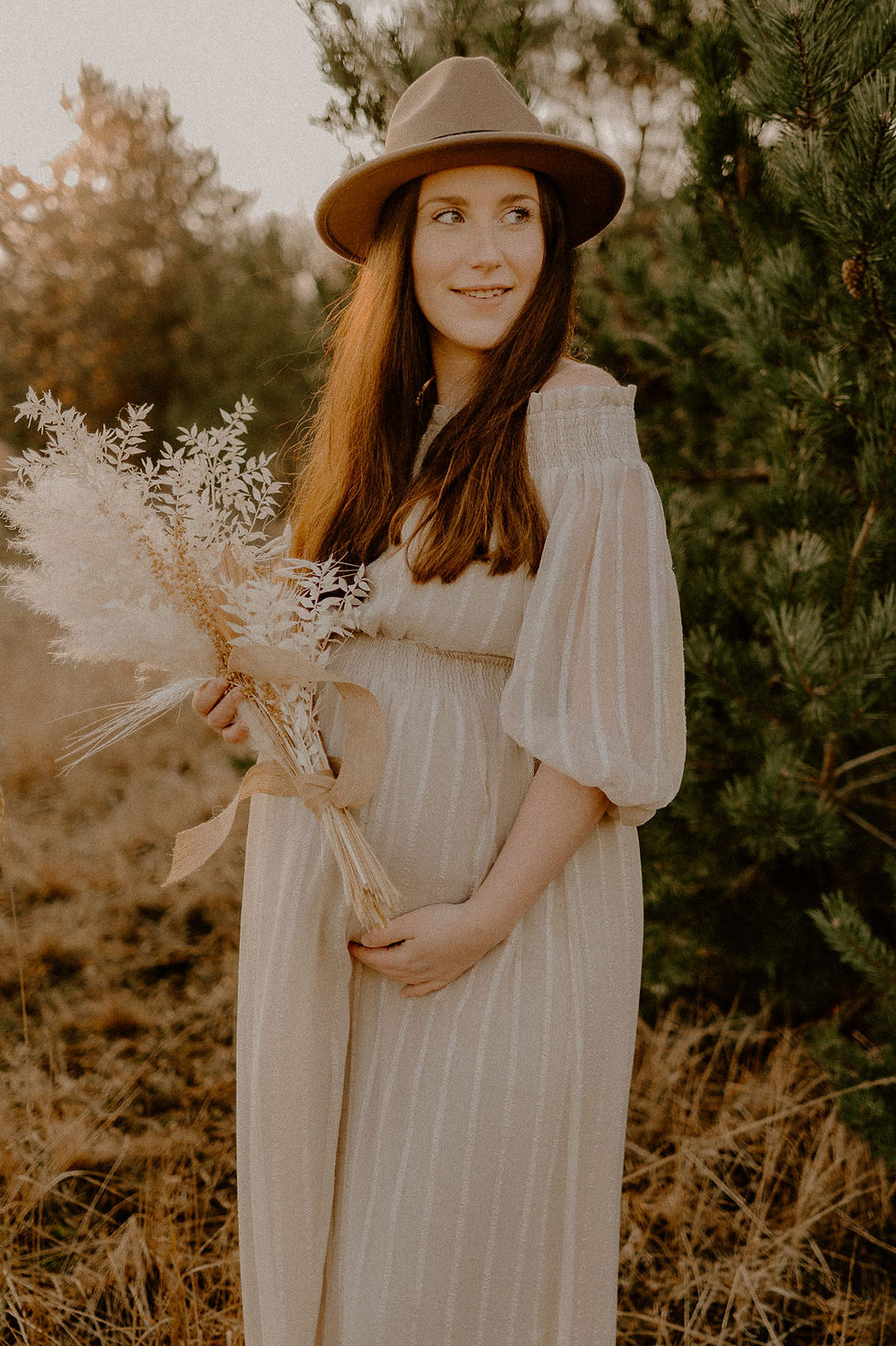 Fotografin für Schwangere in Krakow am See. Deine Babybauchfotografin in Güstrow und Umgebung.