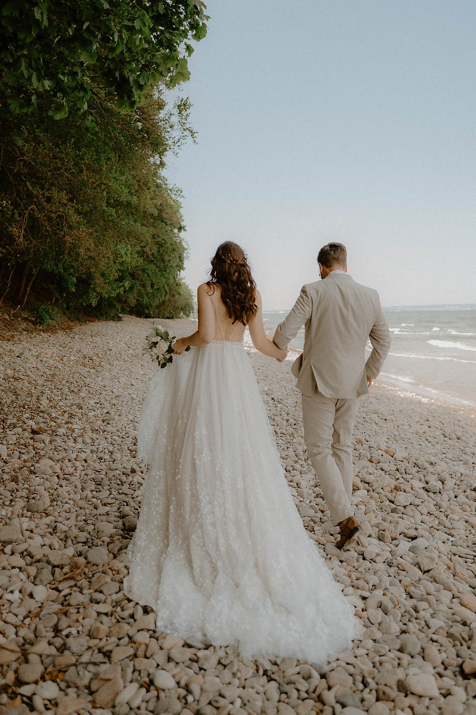 Brautpaarshooting am Strand bei Heiligenhafen. Heiraten an der Ostsee in Schleswig Holstein