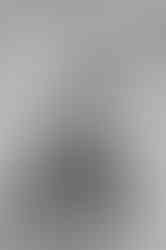 Baby lächelt freudestrahlend in die Kamera. Babybilder voller Liebe in Devin. 