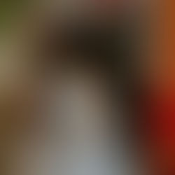 Hochzeitsshooting bei Wolgast : Pärchen sitzt in einem alten Feuerwehrauto und genießt Zweisamkeit. 