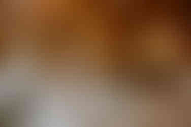 Festlich dekorierte Hochzeitslocation in Timmendorfer Strand. Hochzeitsfotograf hält Details am Hochzeitstag liebevoll fest.