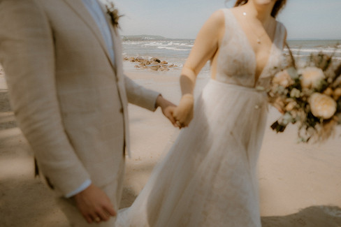 Hochzeitsfotograf Kühlungsborn – Hochzeitsfotografie Gut Groß Siemen – Landhochzeit Rostock – Heiraten im Schlosshotel Gamehl – freie Trauung im alten Pferdestall Fahren – Hochzeitsfotograf The Grand Heiligendamm – Heiraten im Standesamt Rostock – Hochzeitslocation Kühlungsborn und Umkreis – Fotograf Hochzeit Upstalsboom Kühlungsborn