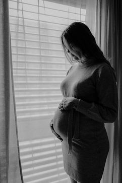 Babybauchshooting Grimmen – Homeshooting Binz – Schwangerschaftsfotografie Neubrandenburg – Fotoshooting zu Hause – Usdom – Babybauchbilder Rostock – Babybauchfotos Zingst