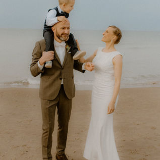 eine unvergessliche November Hochzeit im Künstlerquartier Seezeichen in Ahrenshoop / liebevolle Momente eures Tages