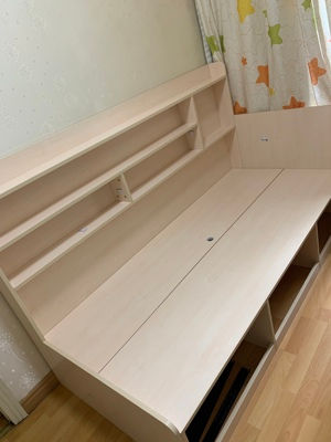 縮圖：(包送貨包安裝) 多功能儲物床 气压高箱板式書架床 帶大儲物櫃桶  swb032