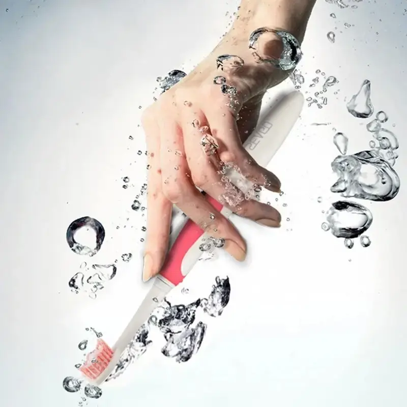 Thumbnail: Electric Toothbrush C6 with 2 Soft Brush Heads