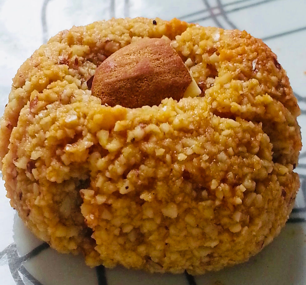 Eight Ingredients to a Tasty Almond Coconut Macaroon!
