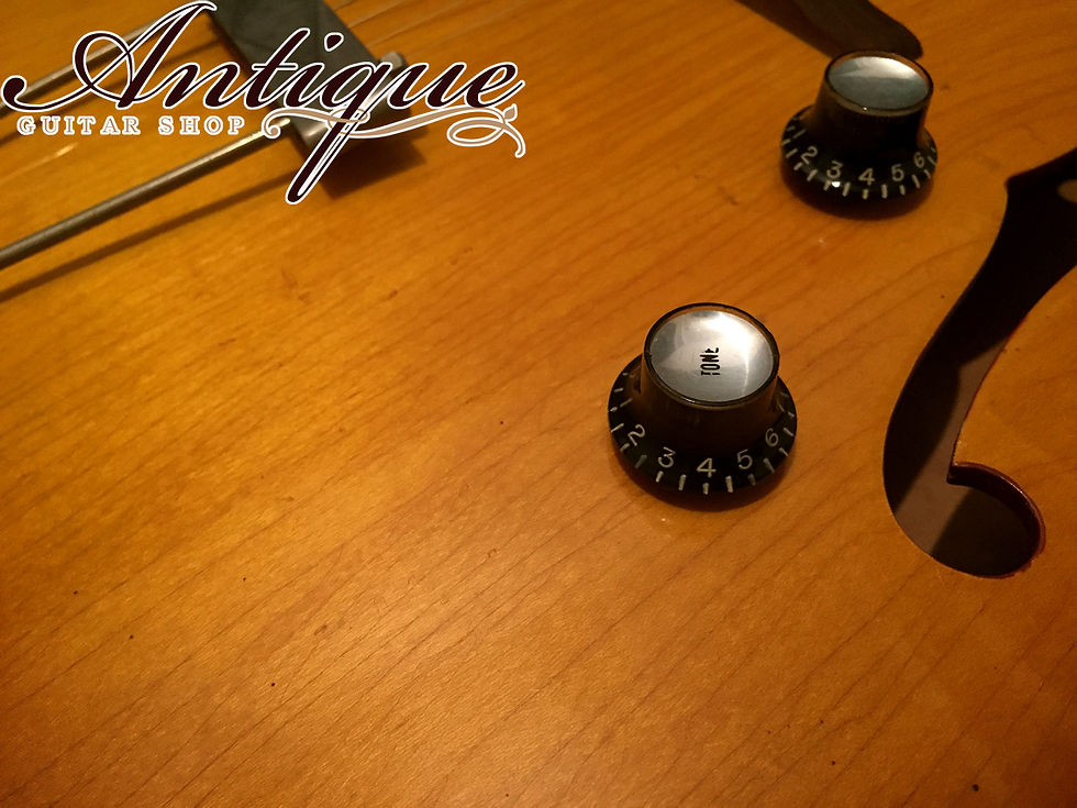 サムネイル： Epiphone E452T Sorrento 1964年製 Sunburst w/Brazilian FB 2.3kg “Player’s Price”