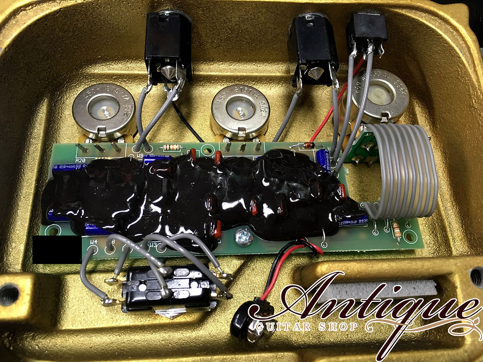 サムネイル： KLON Centaur Professional Over Drive Gold & Picture 1999年製 Full-Original