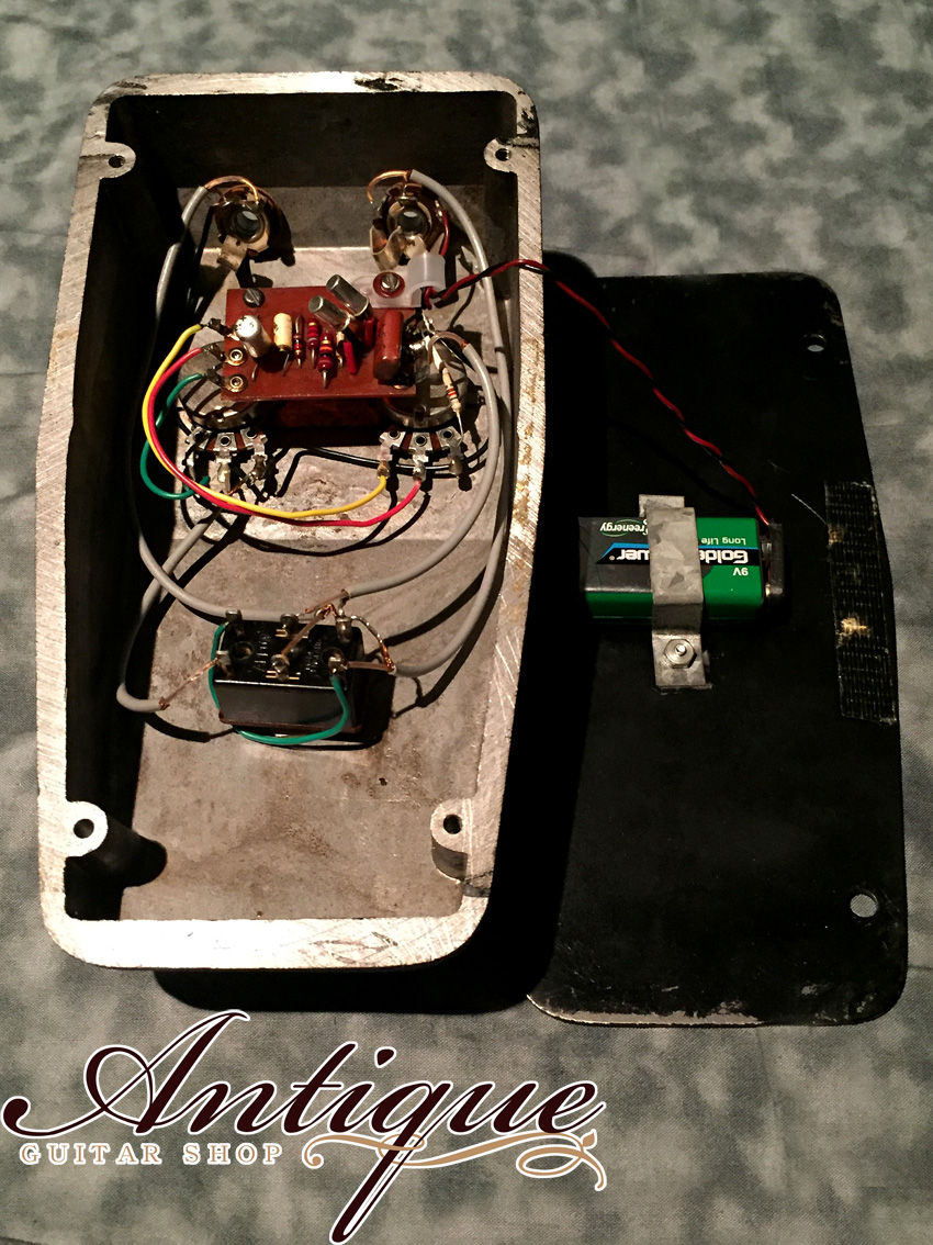 サムネイル： VOX TONE BENDER V828 Fuzz Pedal 1960’s w/Original Case EX+++ “Made in Italy”