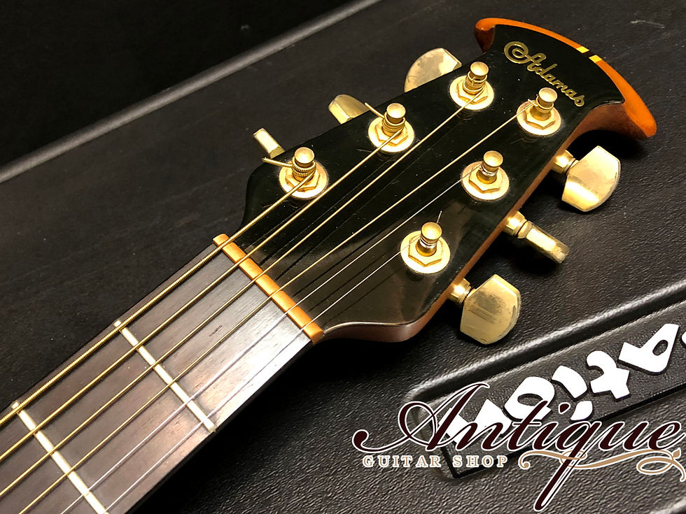 サムネイル： Ovation Adamas 1597 Ruby Graphite ‘01年製 w/ Optima Preamp “Carbon Graphite