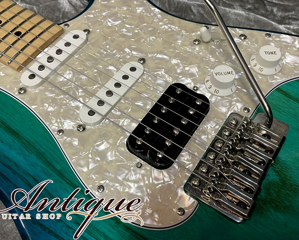 AddicTone Custom Guitars Classic Modern SSH 2018年製 Bora Bora