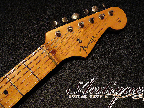 yngwie仕様モデル ダフネブルー フェンダー、スクワイヤー yngwie仕様