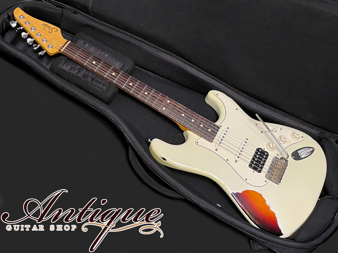 Suhr Limited Edition Classic Antique Pro 2017年製 Olympic White over 3Tone Burst