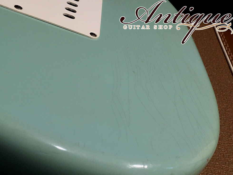 サムネイル： Fender Custom Shop TBC 1960 Stratocaster ‘99年製 Daphne Blue Closet Classic 3.4kg