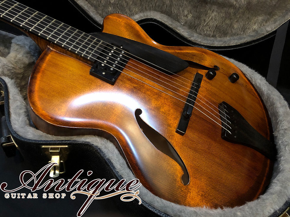 サムネイル： Victor Baker Guitars Model 16 Archtop 2013 Cello Brown w/ Killer Figured