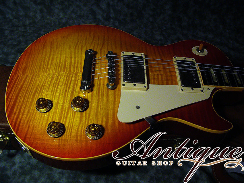 サムネイル： Gibson Custom Shop Historic Collection 1959 Les Paul Black BZF ‘03 Fat-Neck Spec