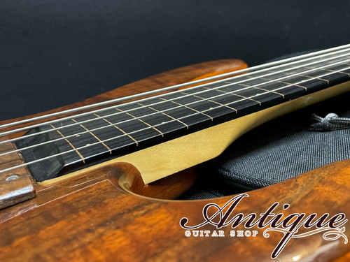 ベース Real Bossa Design OBJ-5 Real Bossa Design(Bossa) OBJ5 Fretless Custom Order 1990's